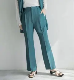 ローリーズファーム　フレアパンツ