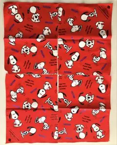 レア　希少　非売品　PEANUTS スヌーピー　SNOOPY はぎれ　生地　人気