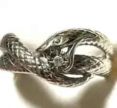 蛇 K10 リング ダイヤ