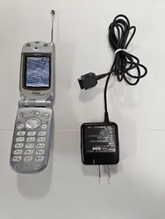 充電器セット 美品 レア ドコモ docomo N503i HYPER シルバー 充電器セット 美品 レア ドコモ docomo N503i HYPER シルバー
