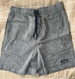 patagonia メンズ　バギーズナチュラル　グレー ショートパンツ