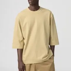 UNIQLO U クルーネックTシャツ　七分袖　イエロー　Sサイズ