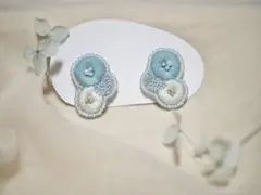くすみカラーのビーズ刺繍イヤリング*ブルー