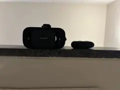 VRゴーグルとリモコン