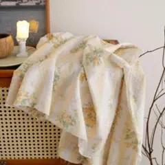 8/8限定SALE　花柄　ぽこぽこ　立体　オフホワイト