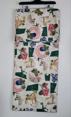 『P.KAUFMANN FABRIC』フルーツと花のデザイン ファブリック