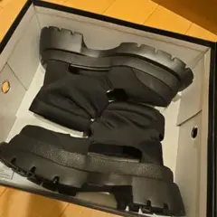 アンティカ　ブーツサンダル
