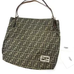【美品 鑑定済み】FENDI ショルダーバッグ ズッカ FF 金具 レディース