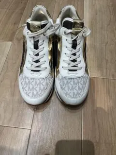 マイケルコース　スニーカー　MICHAELKORS