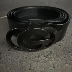 SHEINの変なベルトです