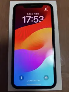 パープルのiPhone11 64GBストレージ