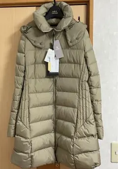 タトラス ポリテアマ 新品 カード、ハンガー付き
