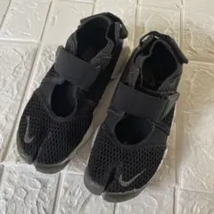 NIKE ナイキ　エアリフト　22センチ