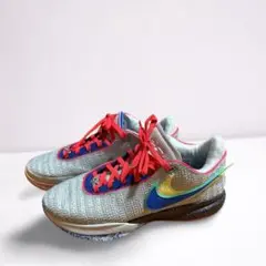 Item thumbnail for item d989f083-7c27-48bc-8cc8-cabc010b54f8