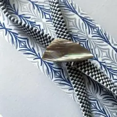 Item thumbnail for item 6aa4a549-7464-49fd-9c62-236d834359a9