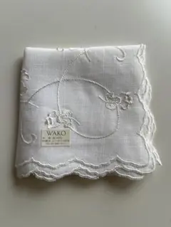 WAKO 刺繍入りホワイトハンカチ