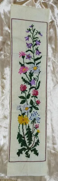 【ハンドメイド】クロスステッチ刺繍布 花のデザイン 多色 タペストリー