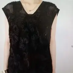新品☆パターンメッシュノースリーブ