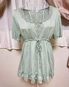 アクシーズファムミントグリーン フリル付きシャツ 半袖