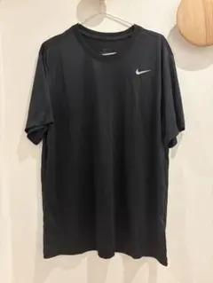 NIKE ドライフィット　Tシャツ