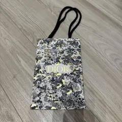 Item thumbnail for item 068c220b-4908-4035-86f9-98963d615540