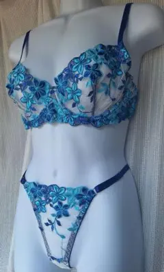 D75青の花柄刺繍ブラジャーショーツセット E70 B75 C75
