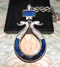MIRACLE？　ラピスカラー　ハンド　両手モチーフ　ヴィンテージ　ネックレス