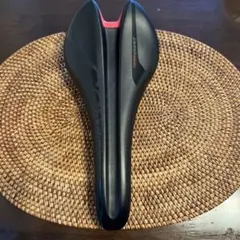 GIANT ジャイアントロードバイクサドル