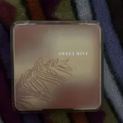 Item thumbnail for item 3863e431-8ca8-4e34-969a-15093d7cfe56