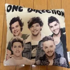 One Direction スピーカークッション 非売品 ONE DIRECTION スピーカークッション ワンダイ 新品未開封