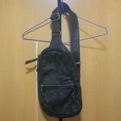 BAGGYPORT 本革　レザー ボディバッグ ブラック