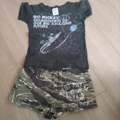 Disney ミッキー Tシャツとショートパンツセット 100cm
