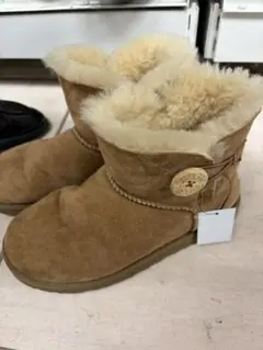 Item thumbnail for item 2af3d922-9b29-41c4-a966-6c9ff8fbd750