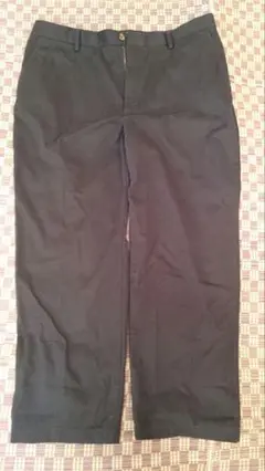 amazon essentials 黒 チノパン