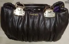 miumiu ハンドバッグ