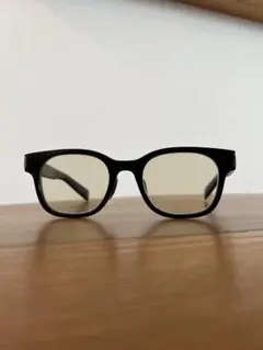 SAINT LAURENT ブラックサングラス