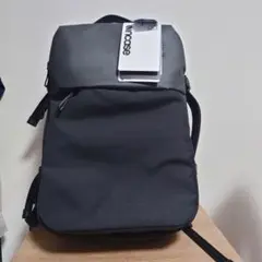 Incase A.R.C Travel Pack ブラック