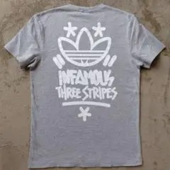 adidas グレー Tシャツ 　グラフィックプリント　サイズM