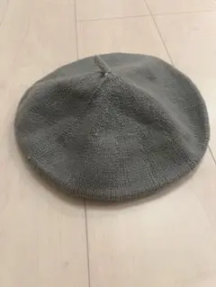 グレー ニット ベレー帽