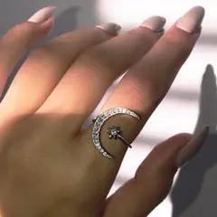 【売れ筋】レディース　リング　指輪　アクセサリー　三日月　シルバー　ギフト