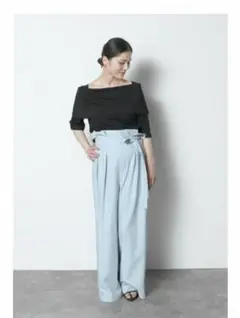 美品　meri ミーリー　オフショルダー 半袖Tシャツ カットソー ブラック