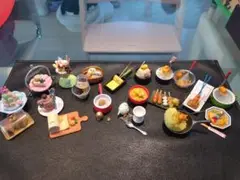 ぐてたま系スイーツ女子　全8種 コンプリート　リーメント ぐてたま系スイーツ女子 全8種 コンプリート リーメント Amazon