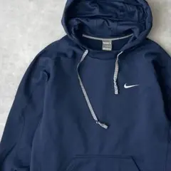 13641 NIKE FIT 刺繍ロゴ プルオーバー パーカー 紺色
