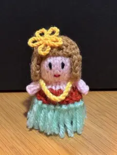 編みぐるみ　フラガール　フラダンス　ハンドメイド　女の子　人形