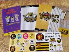 阪神タイガース　クリアファイル４枚＋シール２枚セット