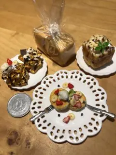アシェット ミニチュアフード　パンケーキ　ワッフル等　バラ売り無しカトラリー付き