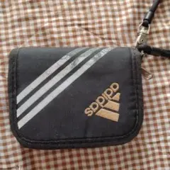 adidas 二つ折り財布 グレー