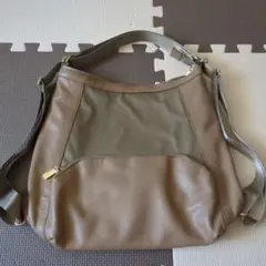 ベルモサ　ショルダーバッグ　ベージュ系　2way　ショルダーリュック
