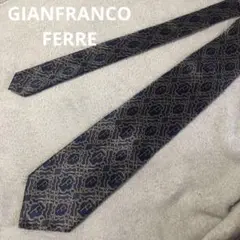 美品 GIANFRANCO FERRE ネイビー ゴールド Fロゴ ネクタイ