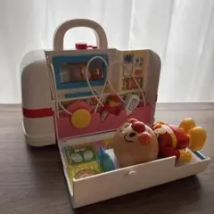 アンパンマン　救急車